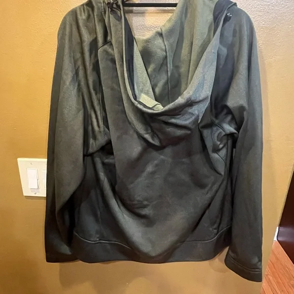 Men’s Free Country fleece zip up hoodie. Large - Picture 5 of 6